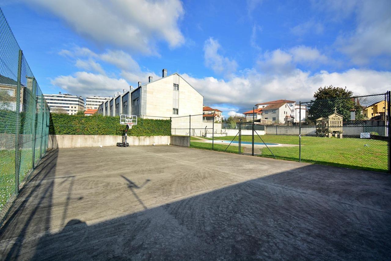 Adosado Con Piscina En Pontevedra Villa Exterior photo